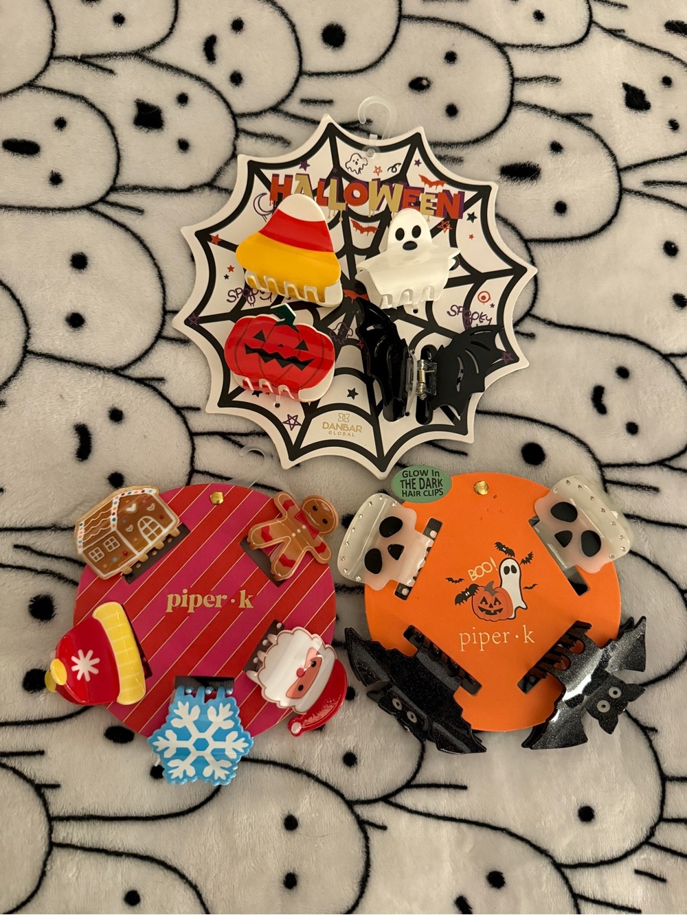 Halloween & Christmas Themed Hair Clips 3 Sets - Piper.k